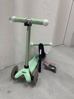 Micro Mini2Grow Deluxe Kickboard