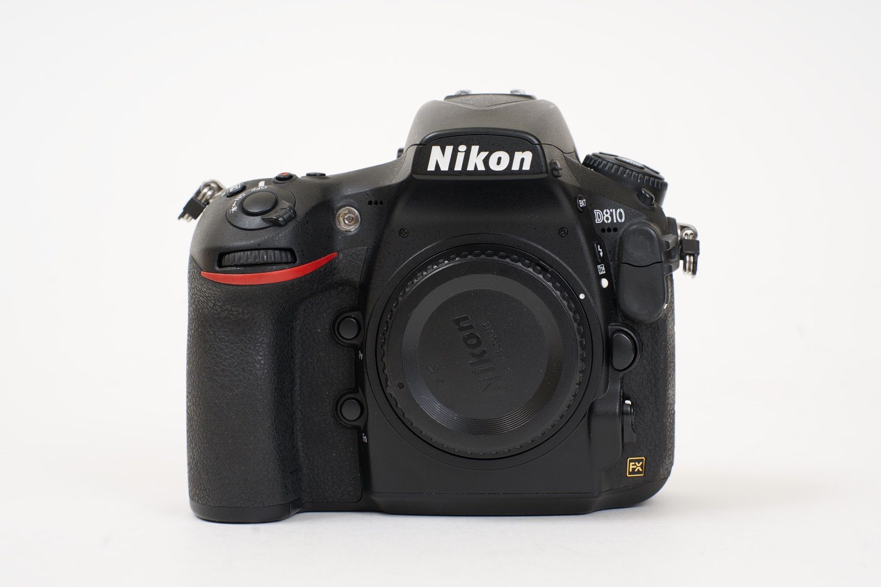 Nikon Fotocamera: Nikon D-810 Spiegelreflex-Kamera – Usato da Oberwil BL venduto da Klang