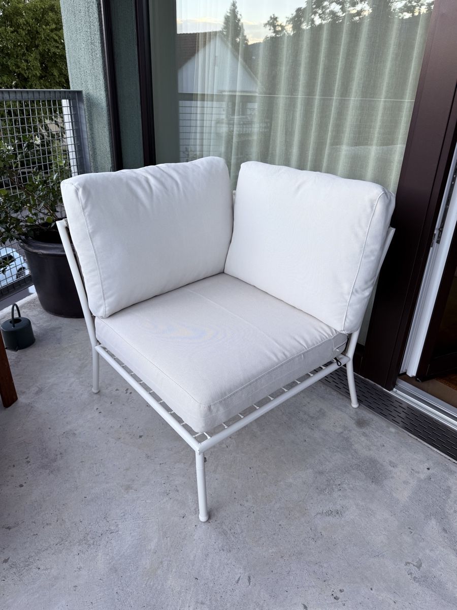 Ikea Poltrone: IKEA Segeron balcony sofa corner – Usato da Zürich venduto da vrc_5snh