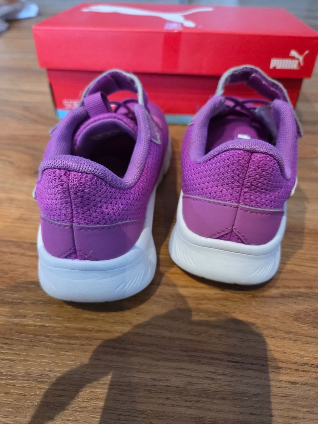 Puma Scarpe per ragazze: Puma FlexFocus Modern AC+ PS Gr. 33 lila – Usato da Heinrichswil venduto da frankie19860 4
