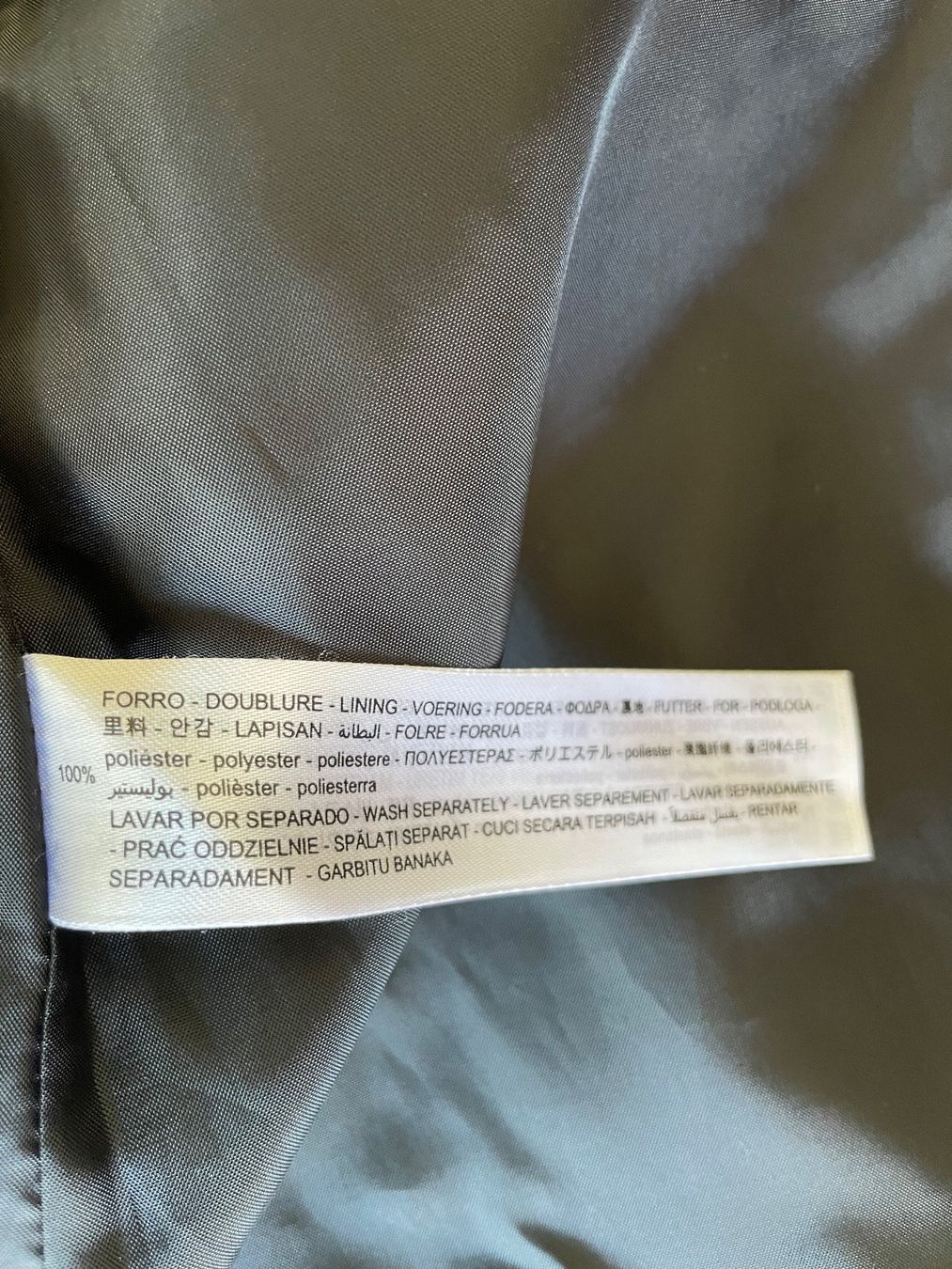 Zara Vestes: Schwarze Jacke ZARA – D'occasion à Richterswil par IrynaL 4