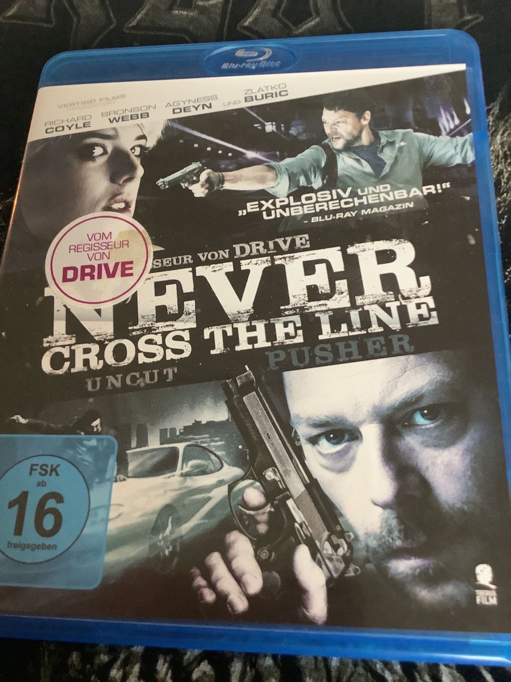 Tutti i DVDs: Never Cross The Line UNCUT! – Nuovo (secondo la descrizione) da Oberkirch LU venduto da ThE_CoLLecTor666