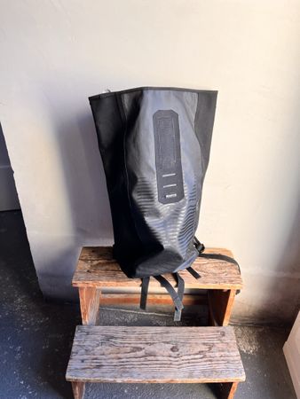ORTLIEB VELOCITY 23 L Fahrradrucksack schwarz, Muster