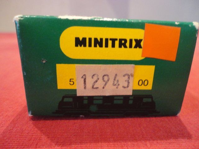 Trix Modellini di ferrovie: Minitrix britische Diesellok der BR in Spur N – Usato da Wittenwil venduto da trixmartin 2