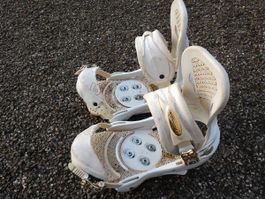 Burton Snowboard P1 Bindung Weiß Gold