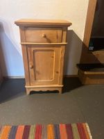 Holz Nachttischli