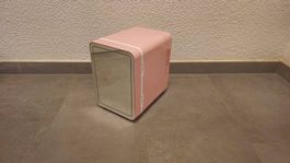 Mini-Kühlschrank mit Make-up-Spiegel und LED