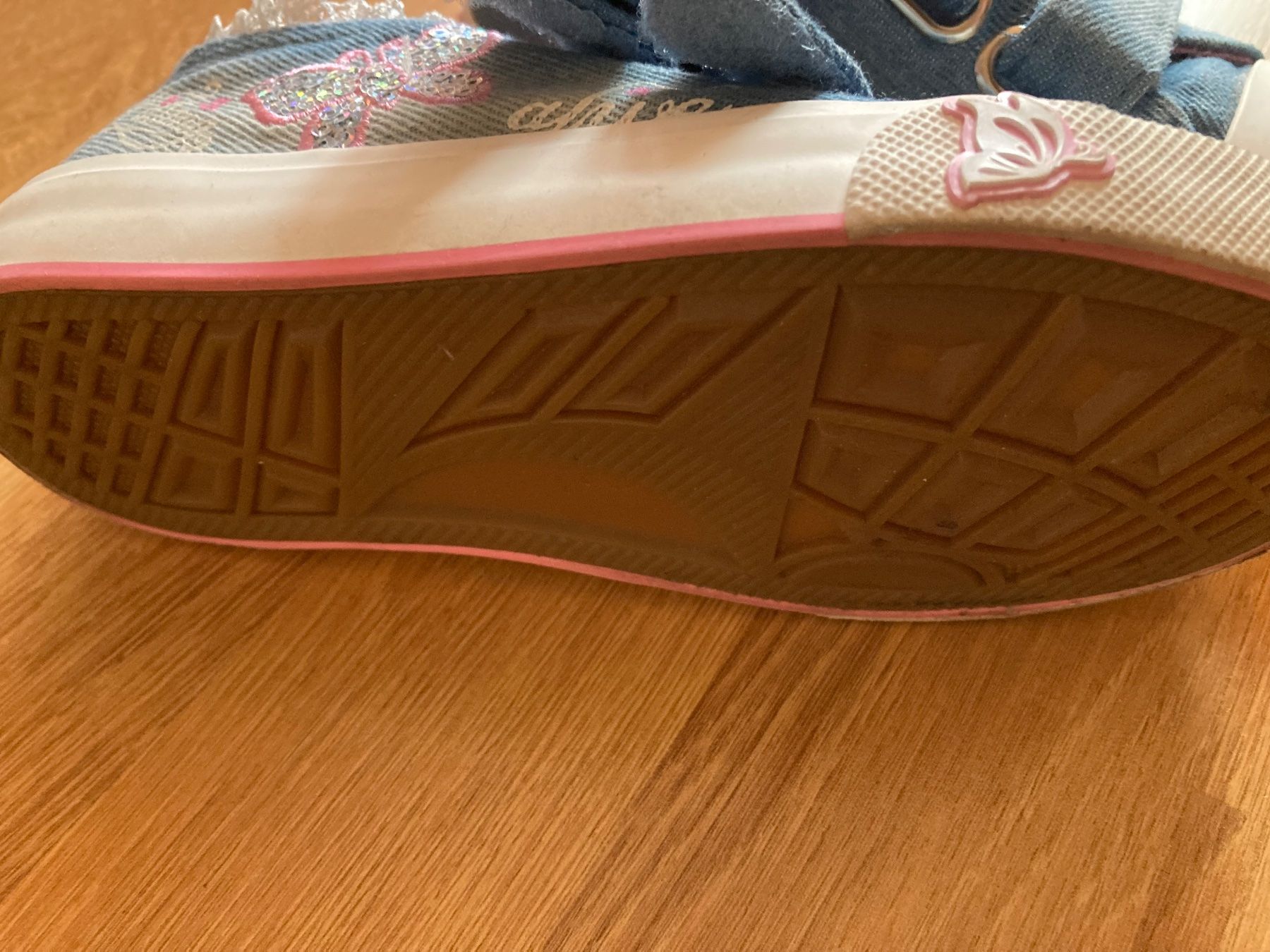 Scarpe per ragazze: Mädchen Jeans Schuhe Gr. 28 – Usato da Emmenbrücke venduto da JJ_89 3