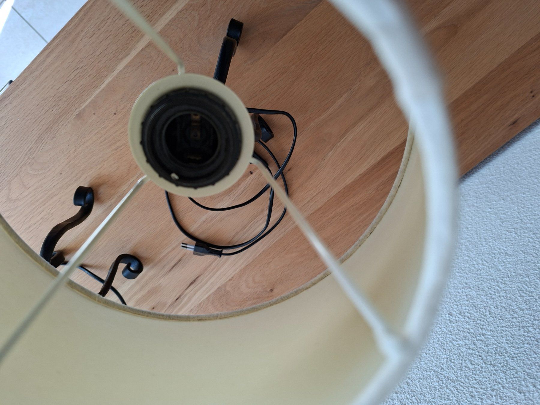 Lampade: 2xNachttischlampen aus Eisen – Usato da Obfelden venduto da angela61 3