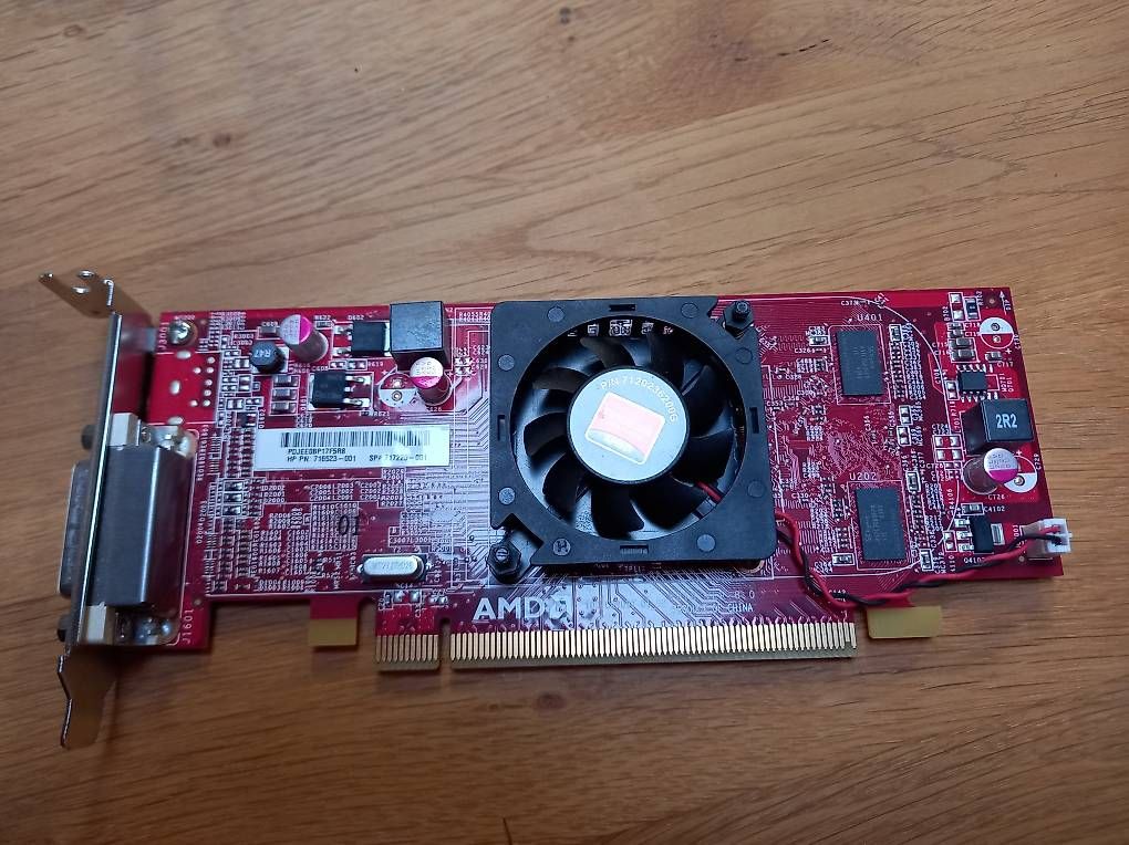 Grafikkarten: Carte graphique AMD – Gebraucht aus Granges VS von bon_wws6