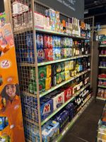 Verkaufsregal Warenpresentation Shopregal Uster ZH