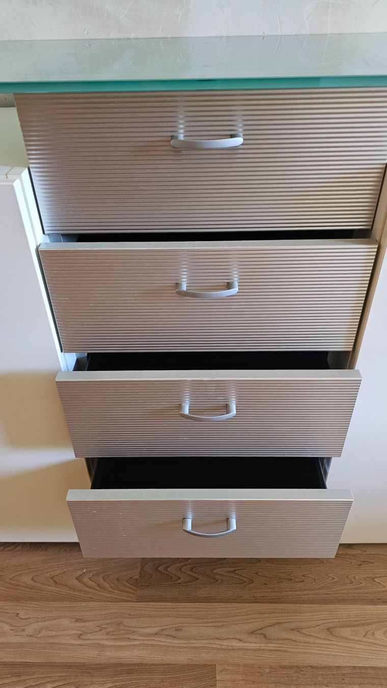 Micasa Kommoden: Sideboard mit Glasplatte – Gebraucht aus Münchenstein von Thomi61 3