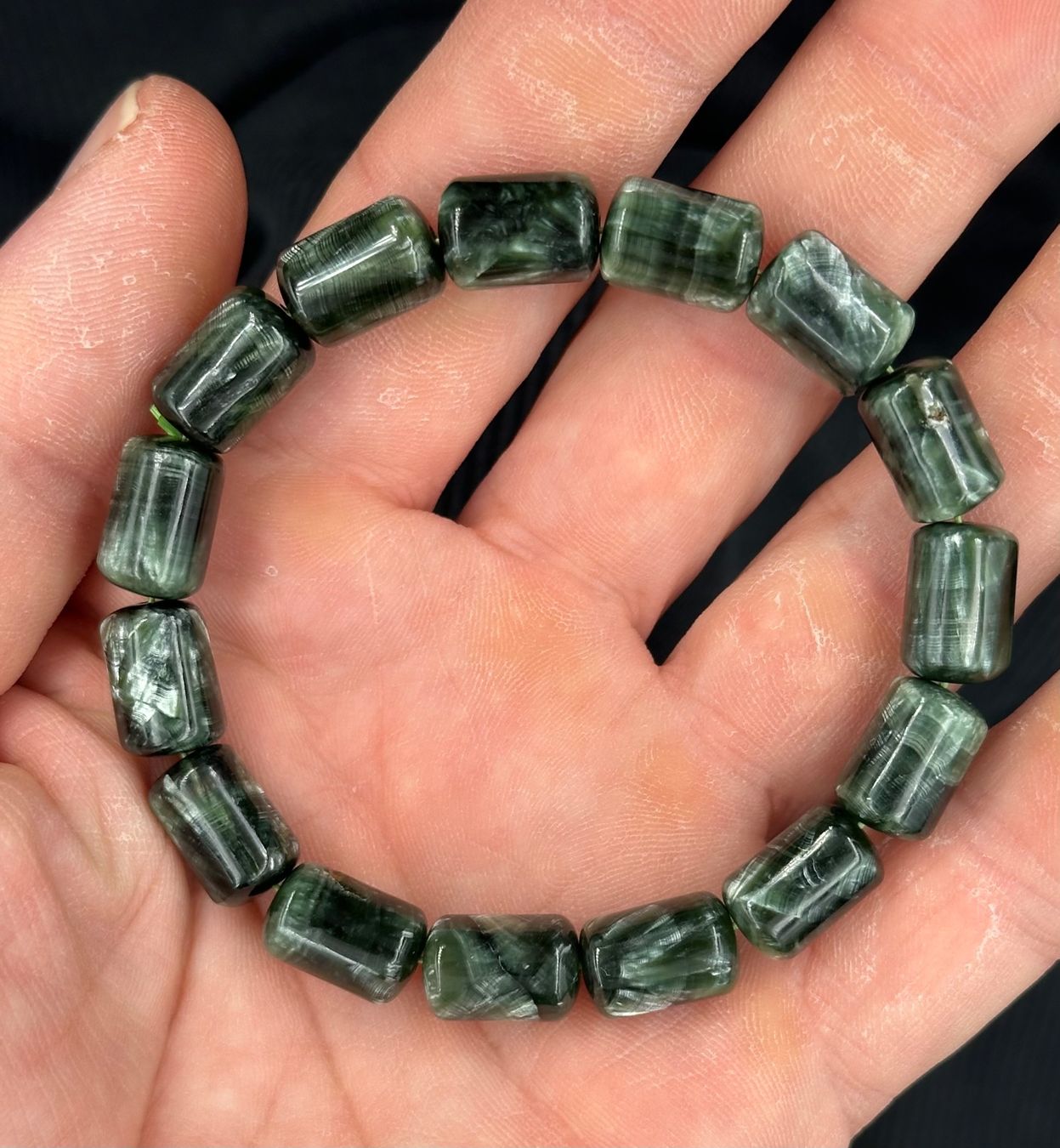 Mineralien & Heilsteine: Einzigartiges Seraphinit Säulen-Armband – Neu und originalverpackt aus Männedorf von cab_cb8m 6