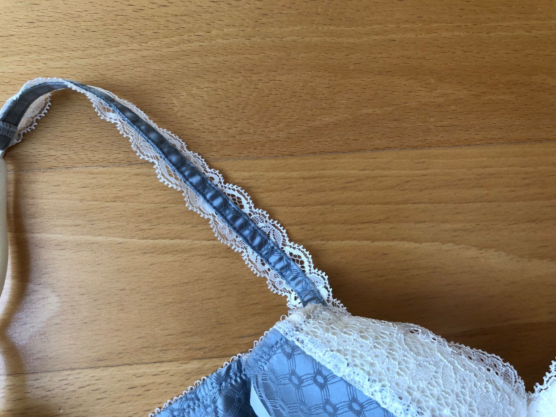 Chantelle Altra biancheria intima: Aubade Paris Halbschale  70 B-/ LP 185, NEU – Nuovo (secondo la descrizione) da Buchs-ZH venduto da rivella55 4