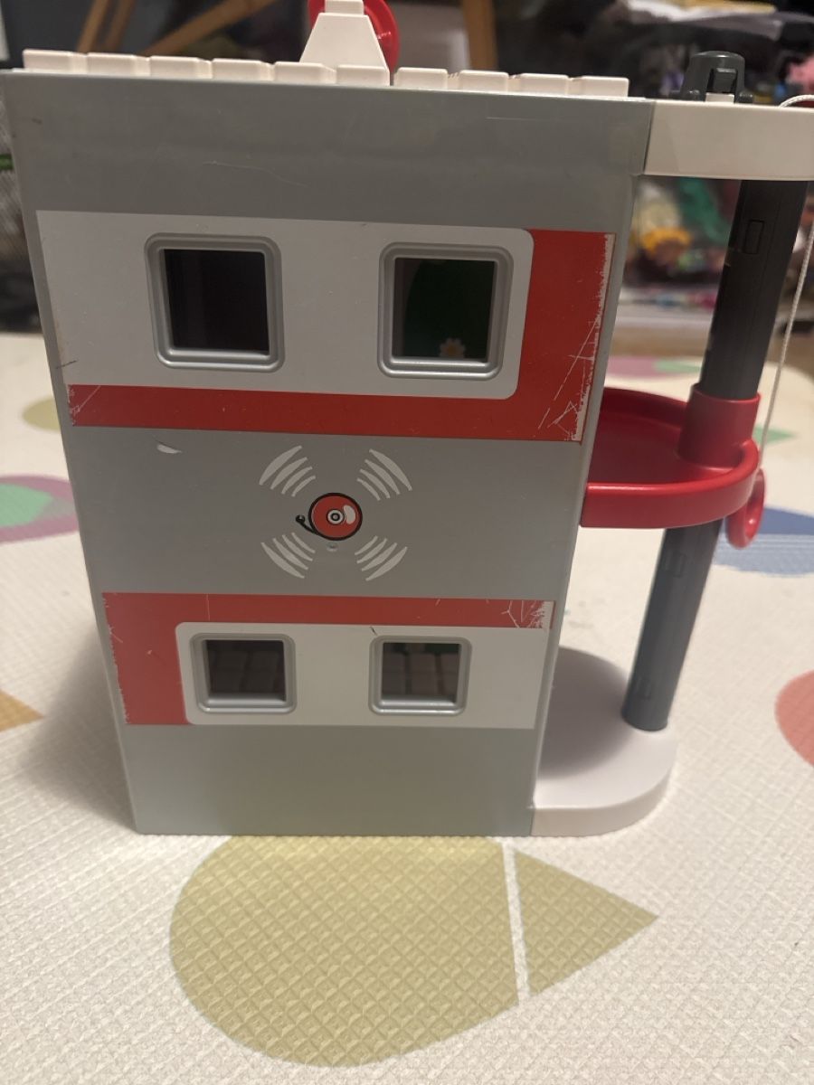 Playmobil Giocattoli: Playmobil fire station Set - around 2010 model – Usato da Zug venduto da axx3l 5