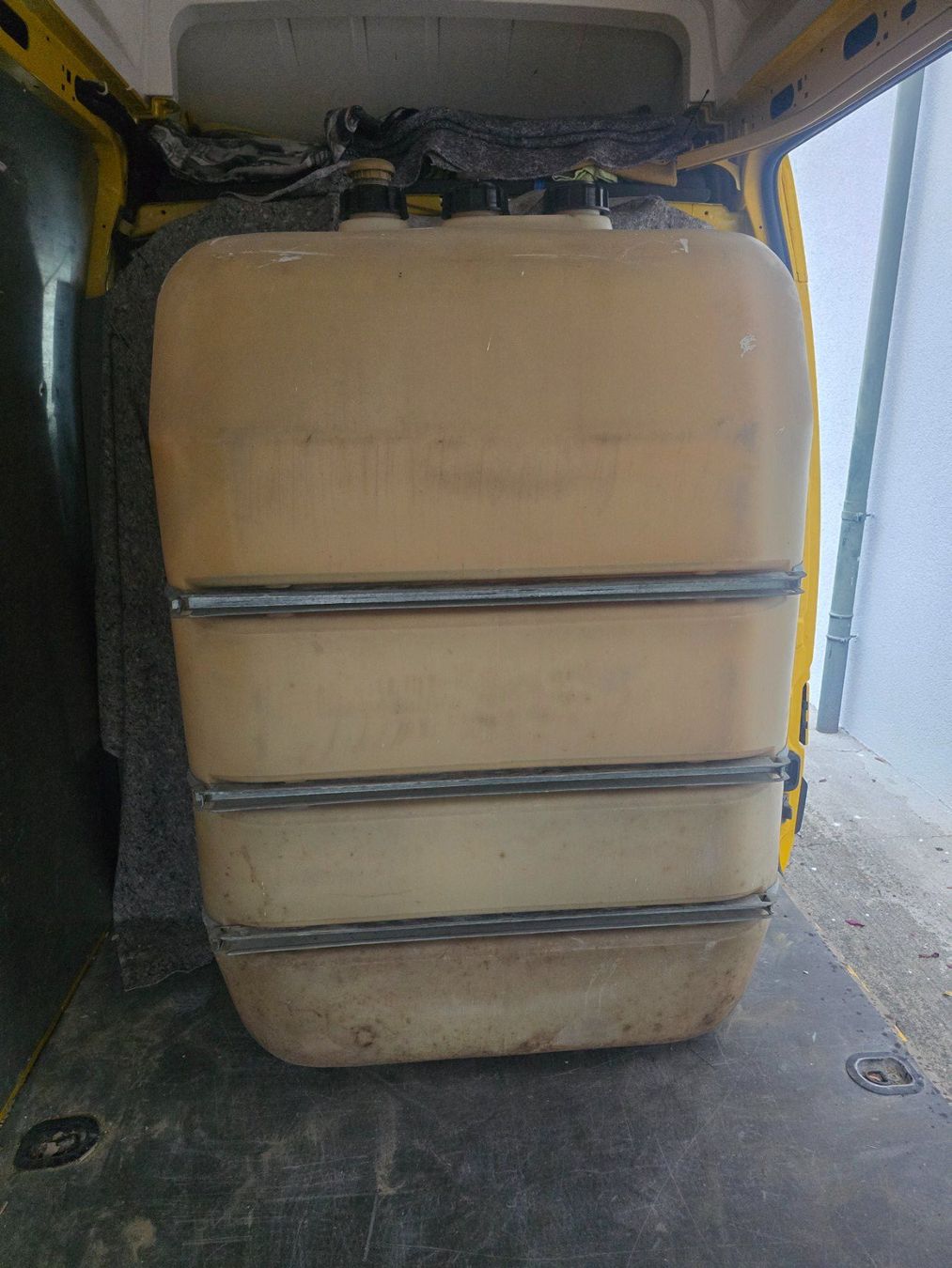 Chauffage: 1000 Liter Heizöl inklusive Tank – D'occasion à Balsthal par Sigro0