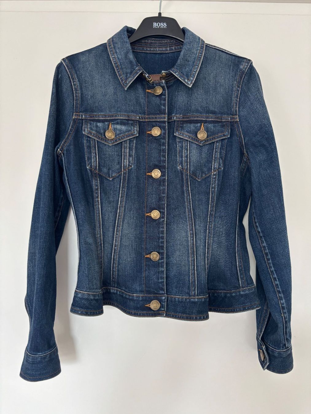 Burberry Jacken: BURBERRY  Jeansjacke tailliert , elastisch 34 – Gebraucht aus Herrliberg von mayfi