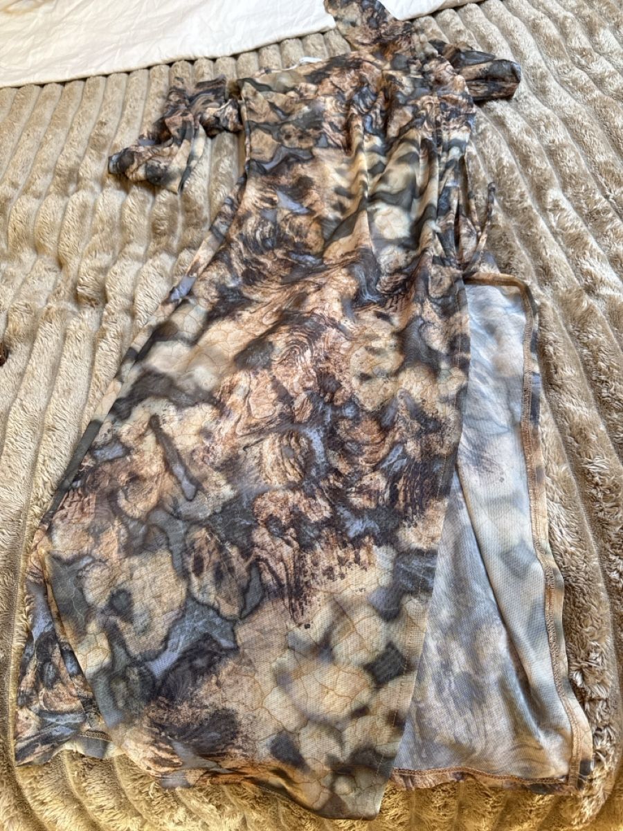 Bershka Robes: Robe - BERSHKA – D'occasion à Pully par Vckbrd 1