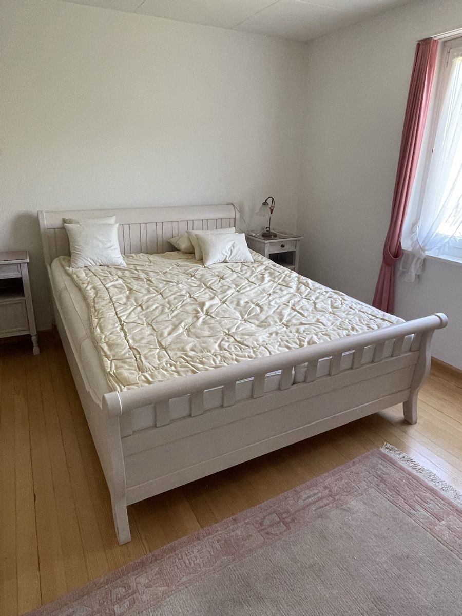 Lits: Bett 1.60m – D'occasion à Seltisberg par Erdbi