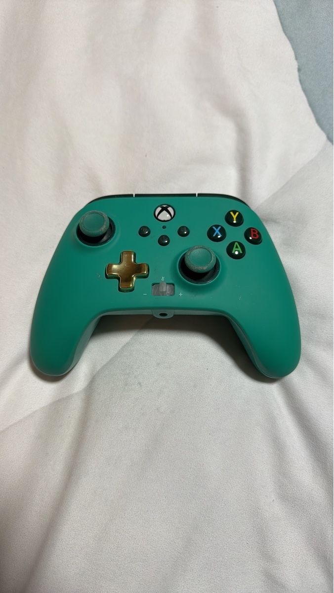 Microsoft Controller: Xbox Wireless Controller grün gebraucht – Usato da Olten venduto da HoYa01