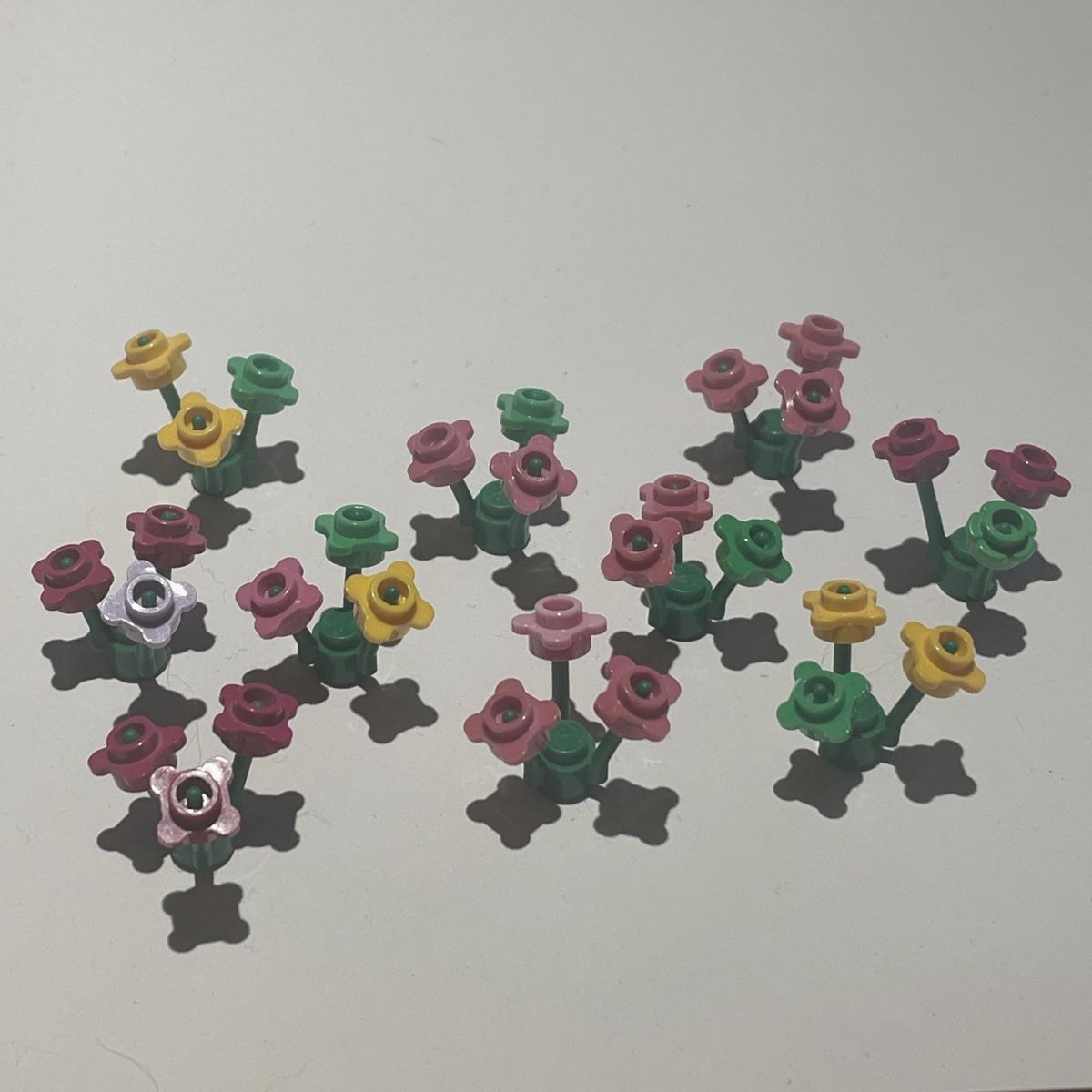 Lego Kit di costruzioni: Lego Blumen gemischt, 10 Stück – Usato da Grünen venduto da acker79