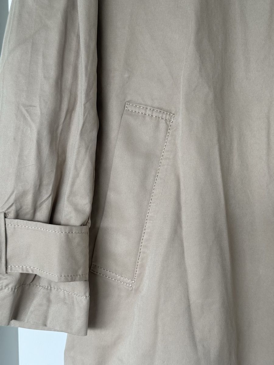H&M Cappotti: Trench-coat – Usato da Monthey venduto da sen_6ckr 3