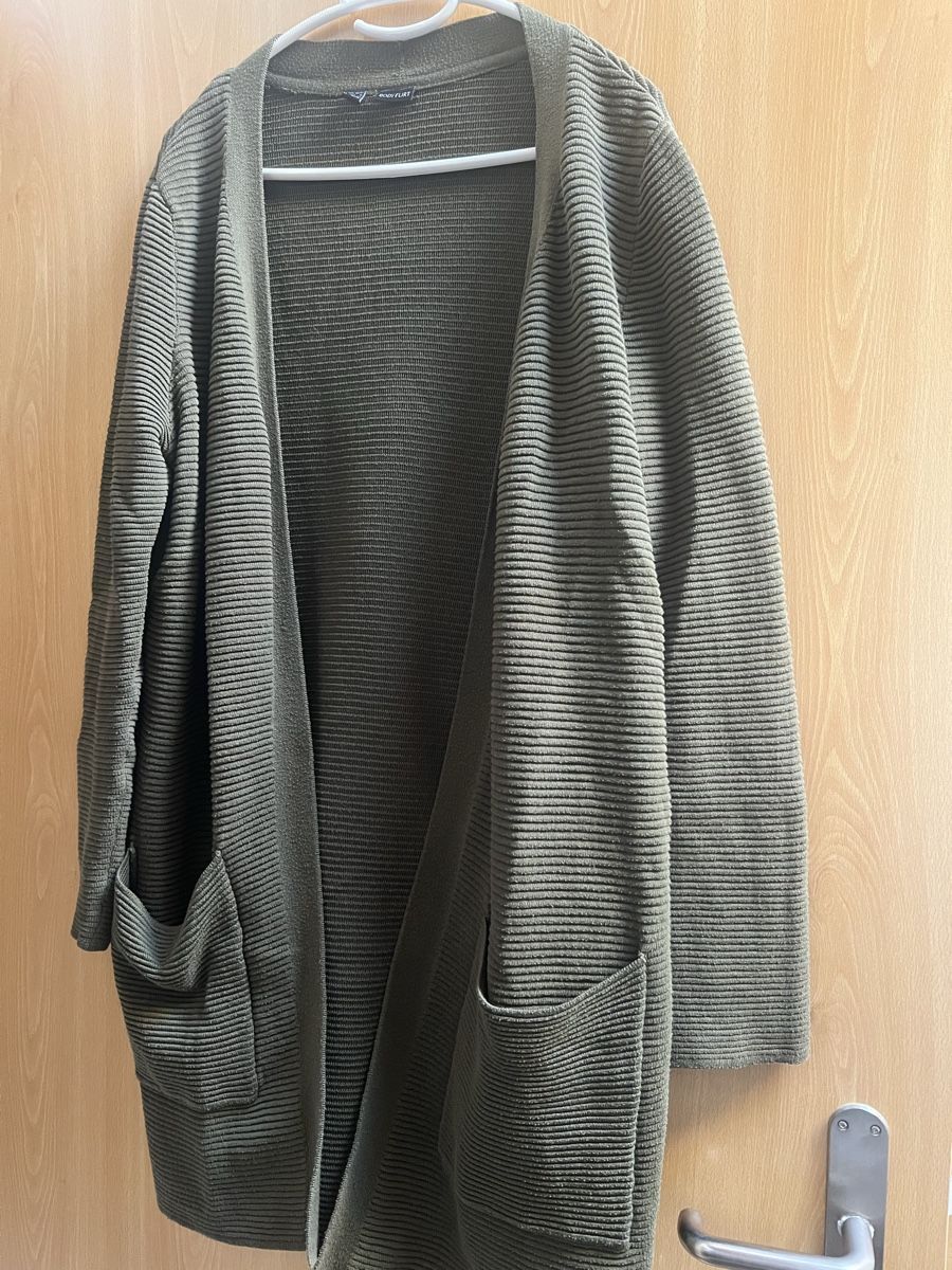 Jacken: Cardigan – Gebraucht aus Schmitten FR von MrsKingKerosin 2