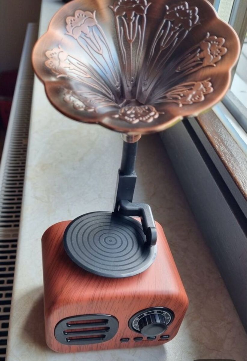 Casse acustiche: Retro Grammophon Bluetooth Lautsprecher, neu – Nuovo e nell'imballaggio originale da Emmenbrücke venduto da engueteDeal 4