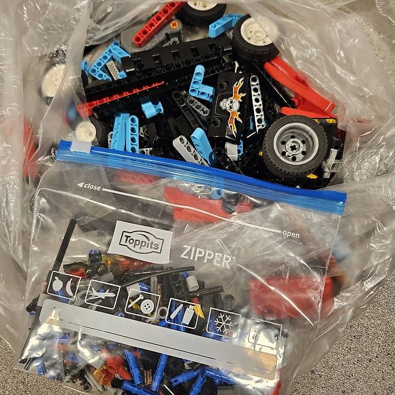 Kit di costruzioni: Lego Technic 42106 – Usato da Diemerswil venduto da Motschi79 1