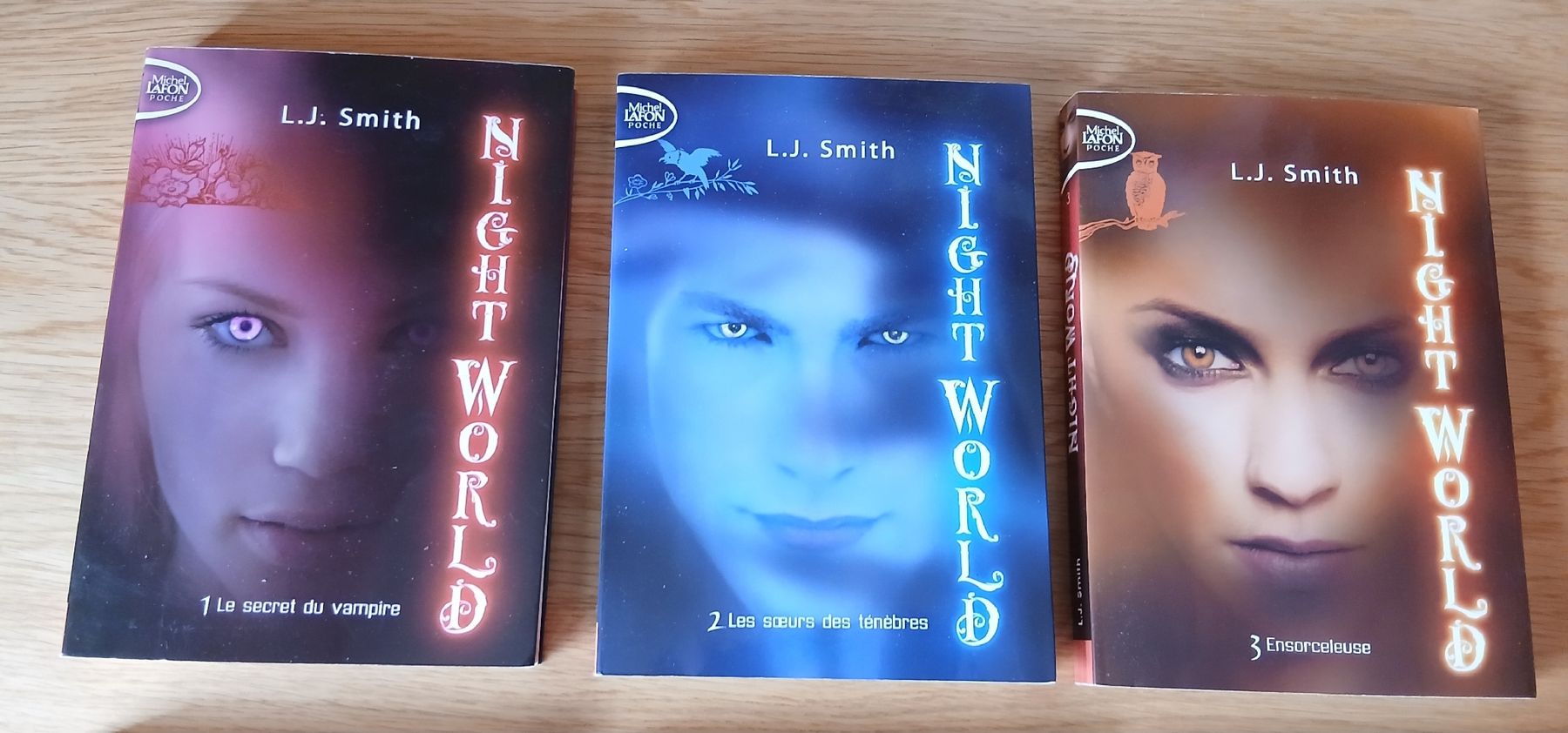Libri: 6 volumes de Night World  – Usato da Les Sciernes-d'Albeuve venduto da mel_8wpv 1
