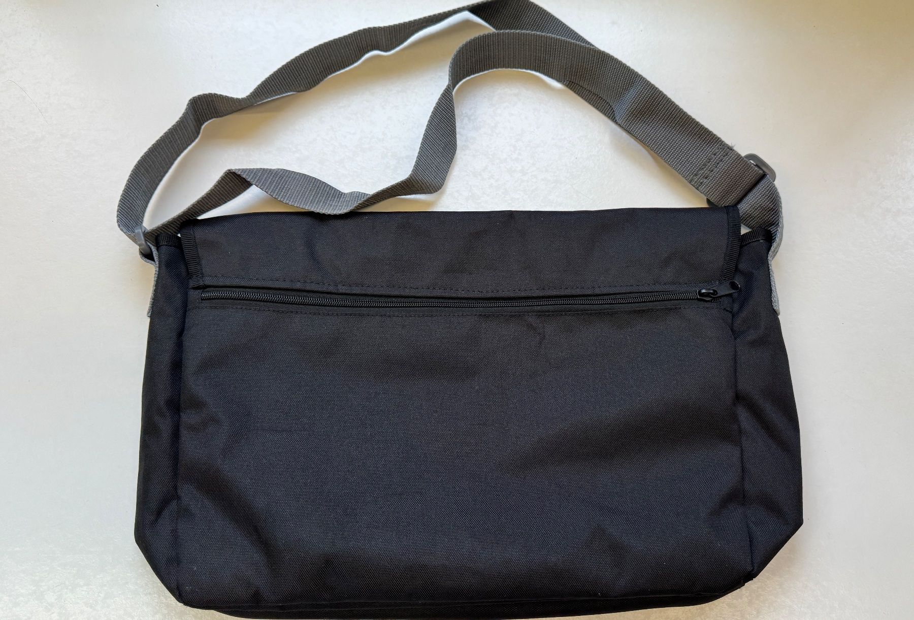 Adidas Borse: Adidas Umhängetasche,  - Neu – Nuovo e nell'imballaggio originale da Burgdorf venduto da ssv_9t9f 1