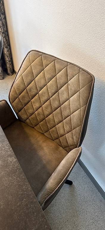 Tische: Tavolo – Gebraucht aus Adliswil von buk_lv87 2