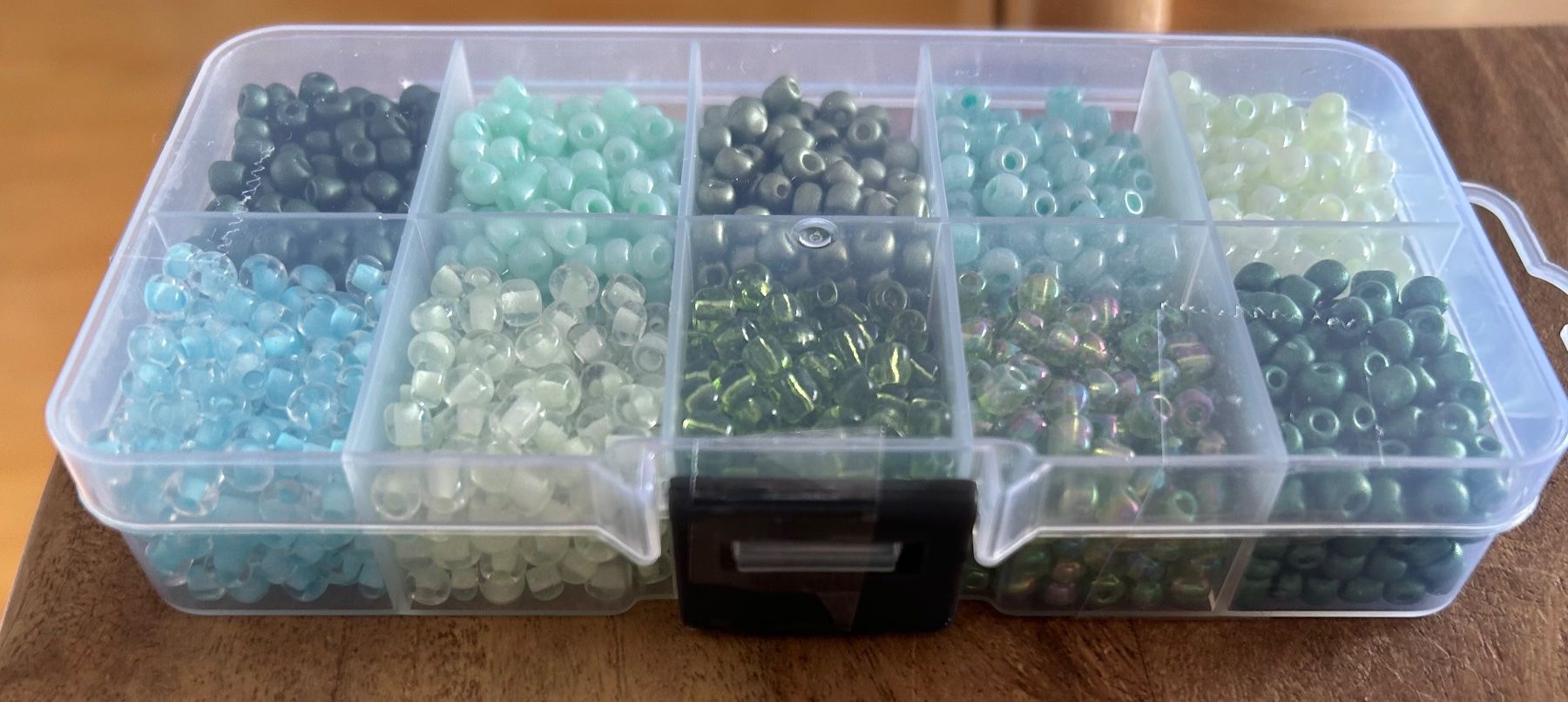 Kit bricolage: Bastelset Rocailles Perlen in Organizer Box NEU – Nuovo e nell'imballaggio originale da Geneve venduto da vane267 1