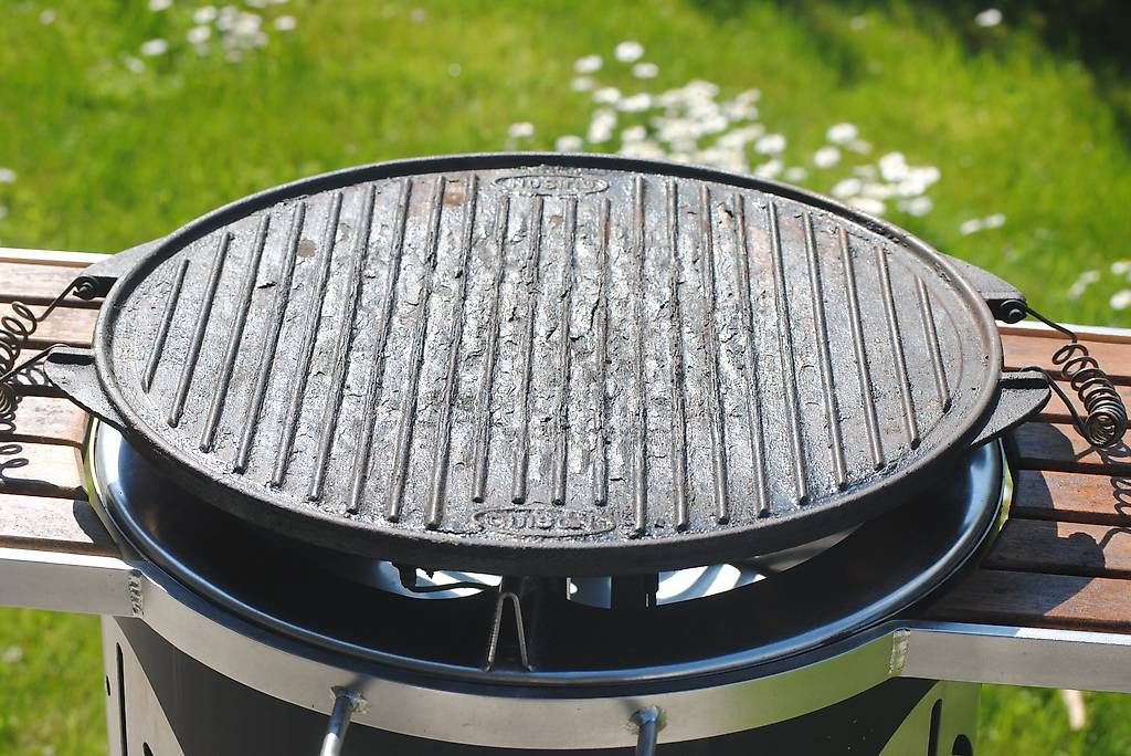 Griglie: Gasgrill Designermodel, gebraucht – Usato da Full-Reuenthal venduto da Rhyblick 1