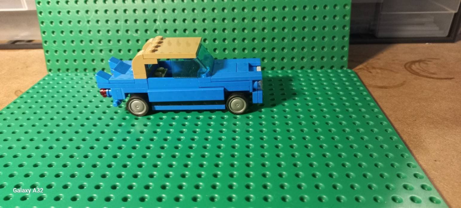 Lego Giocattoli: Lot de 3 voitures Lego – Usato da La tour de treme venduto da Legocreation82 8