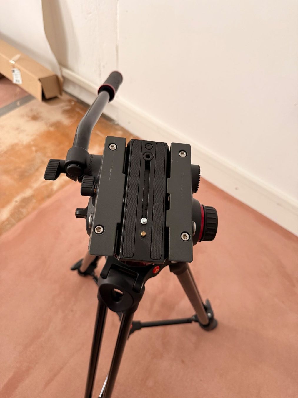Manfrotto Videocamere: Video-Stativ Manfrotto MVT502AM – Usato da St. Gallen venduto da luc_kfb2 1