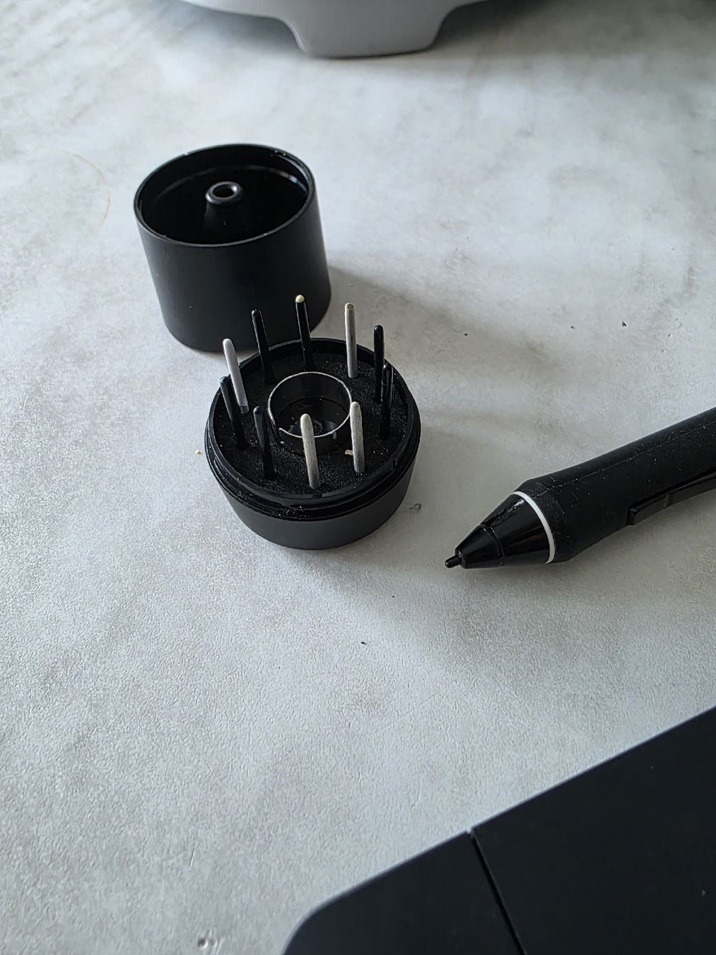 Wacom Tablet PC: Wacom Intuos Pro Small PTH-451/K Grafiktablett, Stift – Usato da Heiden venduto da Kuba.D 2