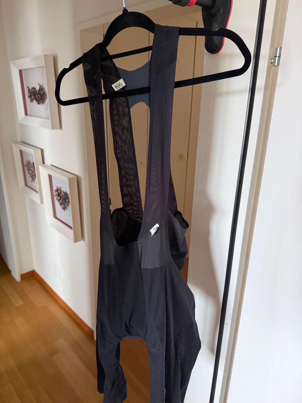 Pantalons: Q36.5 Dottore Clima Bib Short Men Size L – D'occasion à Küsnacht ZH par gma_67jc