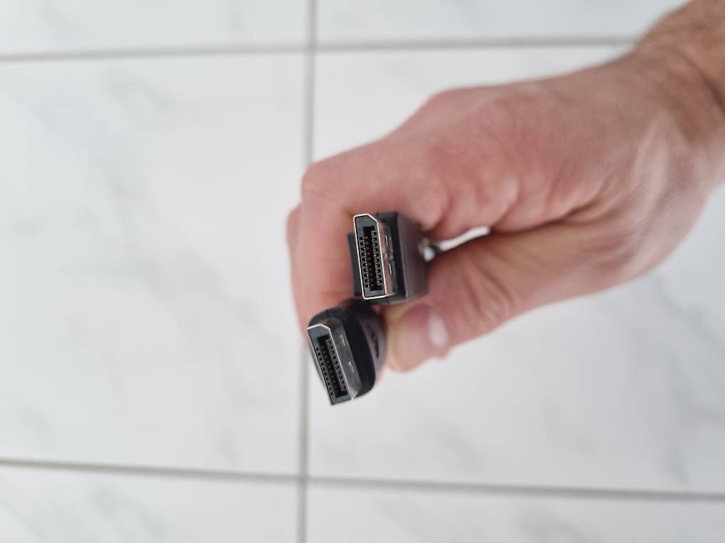 Lecteurs & Adaptateurs: Übergangsstecker Display Port DVI – D'occasion à Hinwil par Sinclar1 1