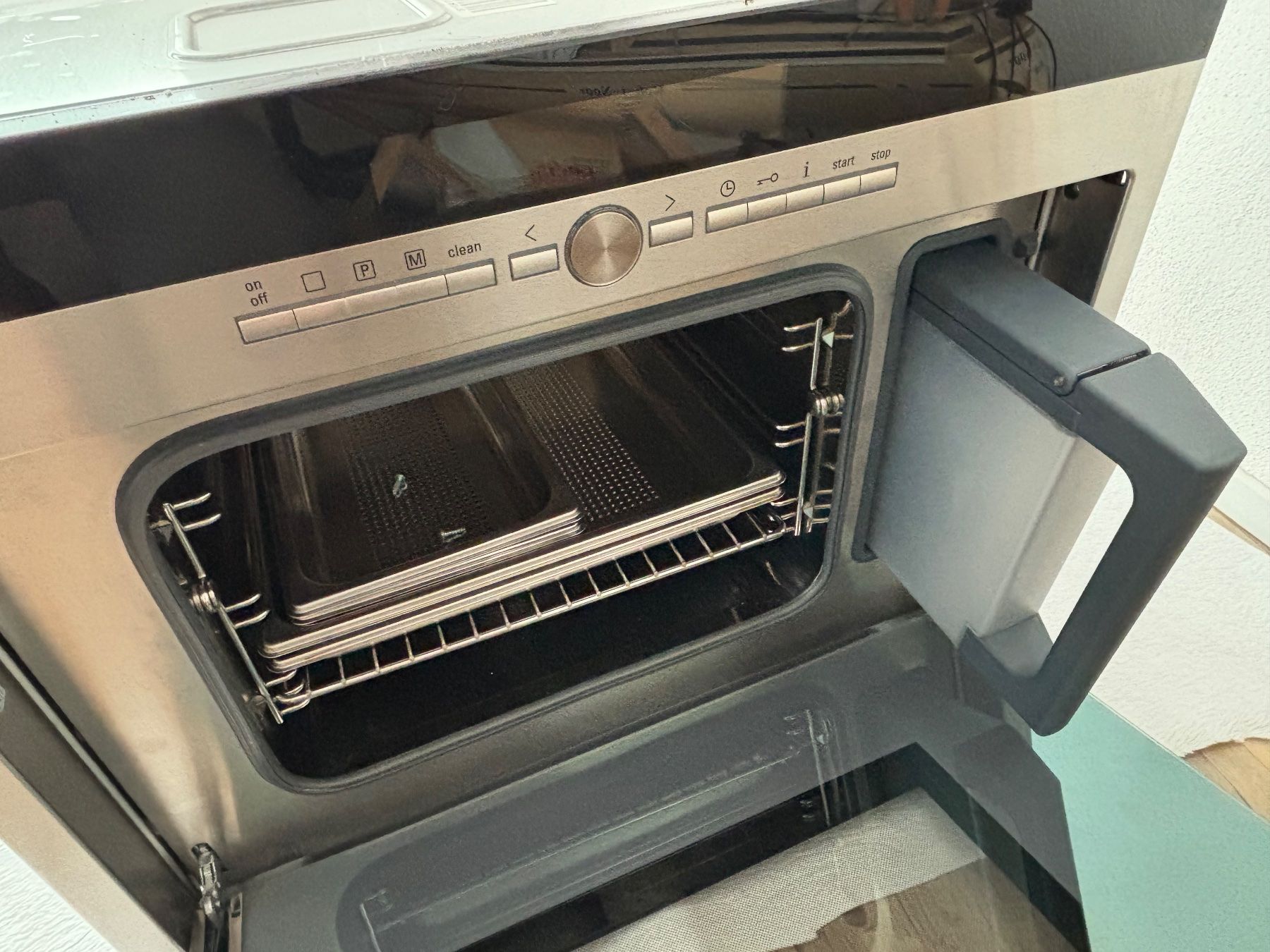 Siemens Küchengeräte: Siemens Combisteamer – Gebraucht aus Müllheim Dorf von bri_5cy6 2