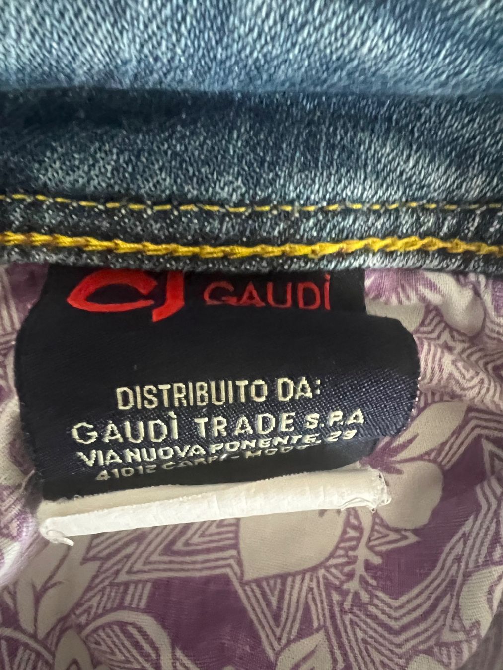 Jeans: Shorts von Gaudi Jeans Gr. 30 – Usato da Näfels venduto da ale_c9qn 2