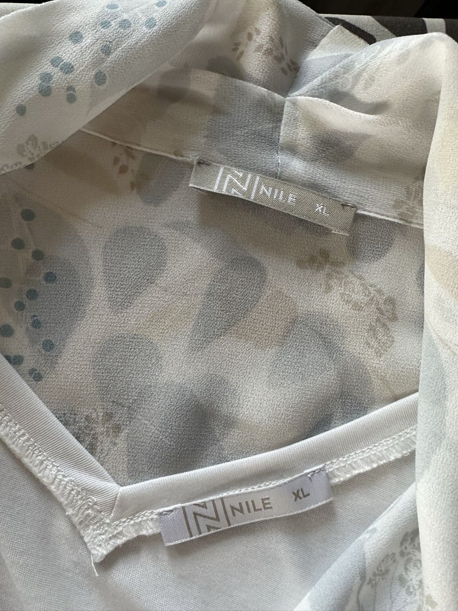 Nile Camicette: Nile Bluse xL – Usato da Riken AG venduto da est_vqd6 2