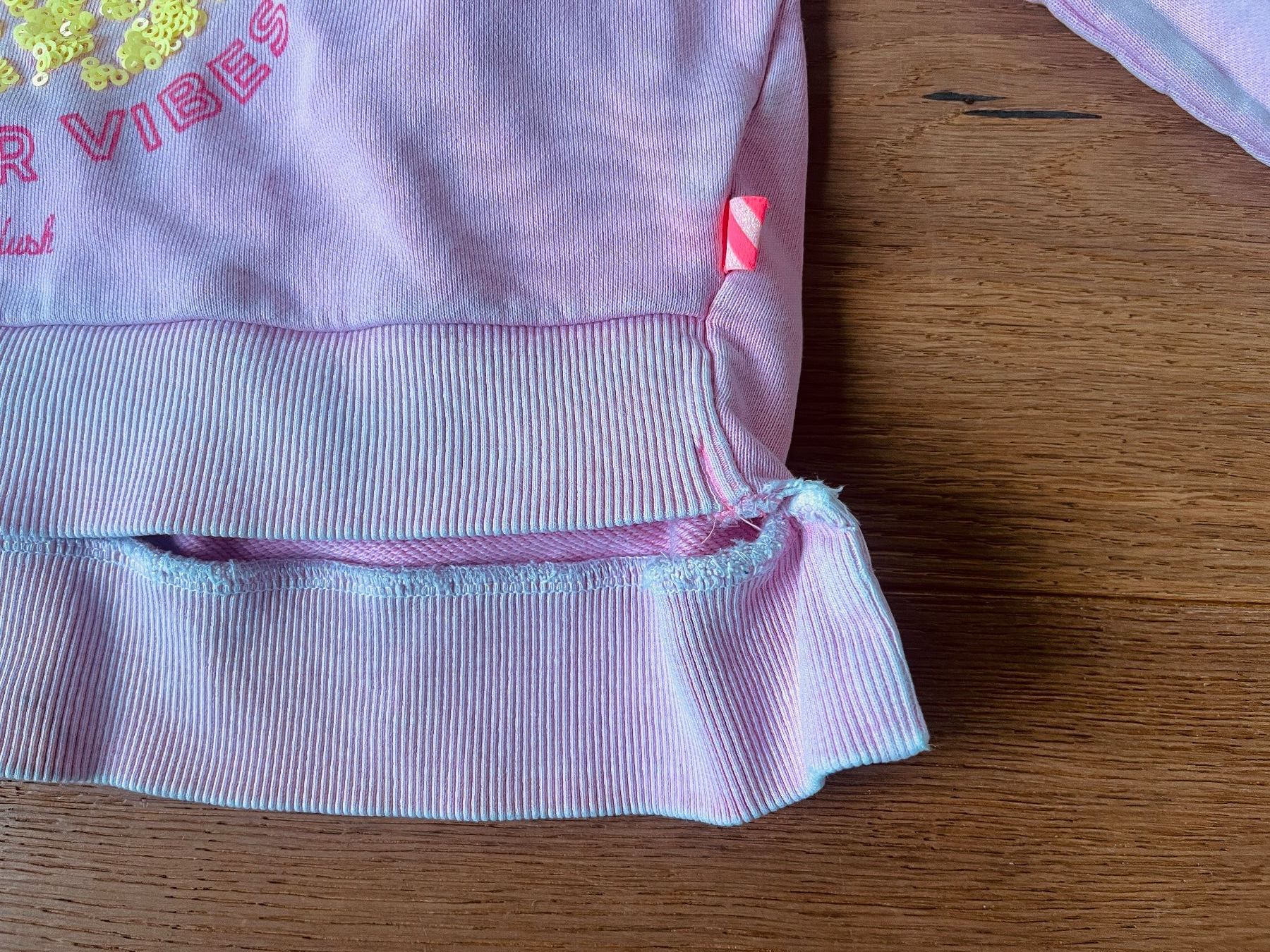 Lotti & Set di vestiti: Super schönes Mädchen Kleiderpaket, Hosen Gr. 116, Pullover – Usato da Zürich venduto da mar_56s9 3