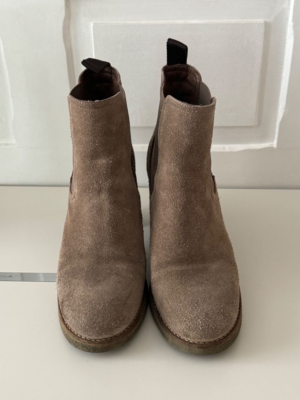 Scarpe da donna: Stiefeltten Amina Rubinacci (38) – Usato da Meilen venduto da Antete 1