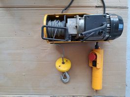 Elektrisches Hebezeug (Seilzug 125 kg)
