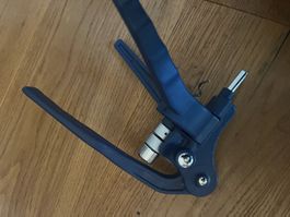 Starker Korkenzieher mit Flaschengriff