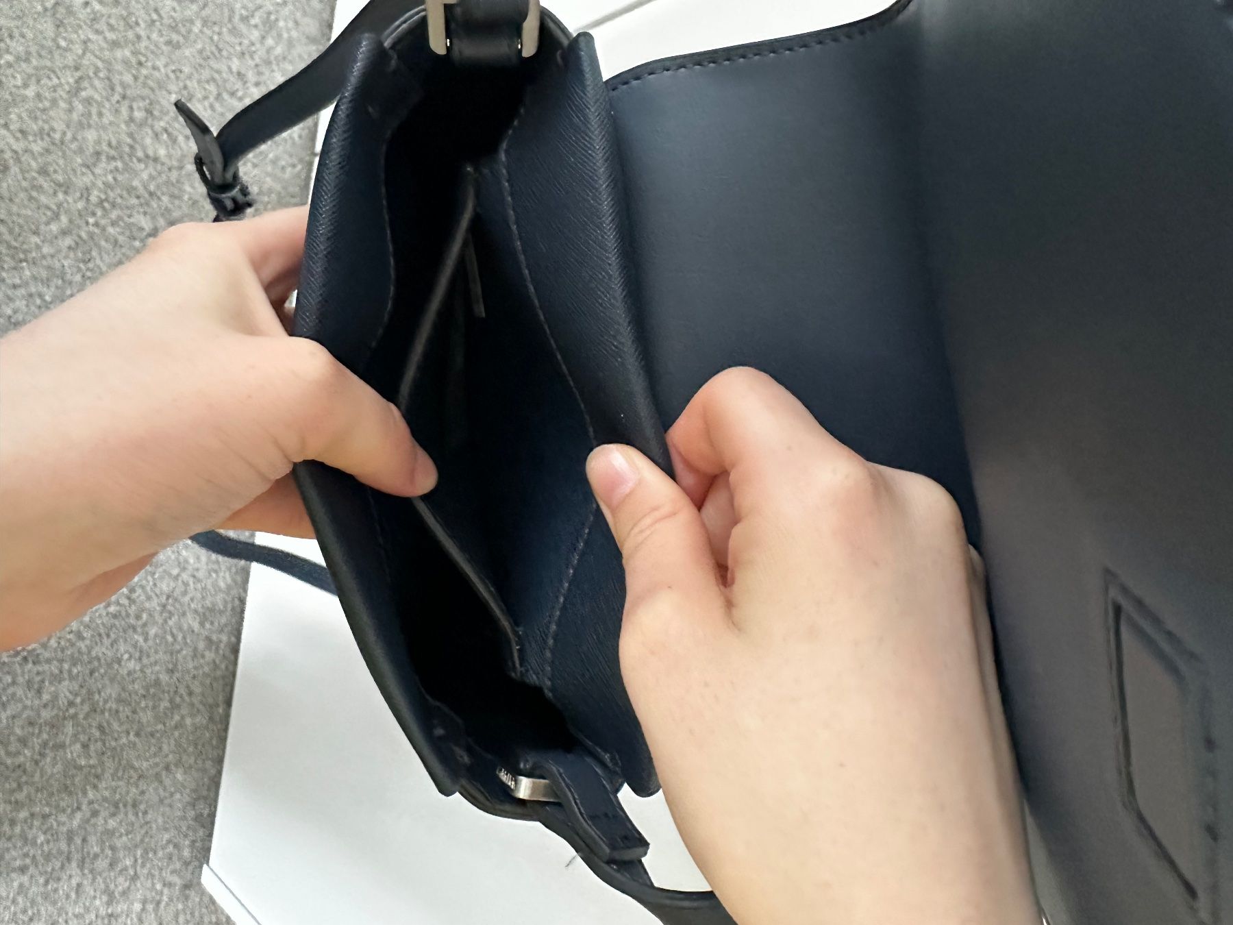 Calvin Klein Borse da donna: Handtasche von Calvin Klein – Usato da Wagenhausen venduto da vintagesecondhand 5