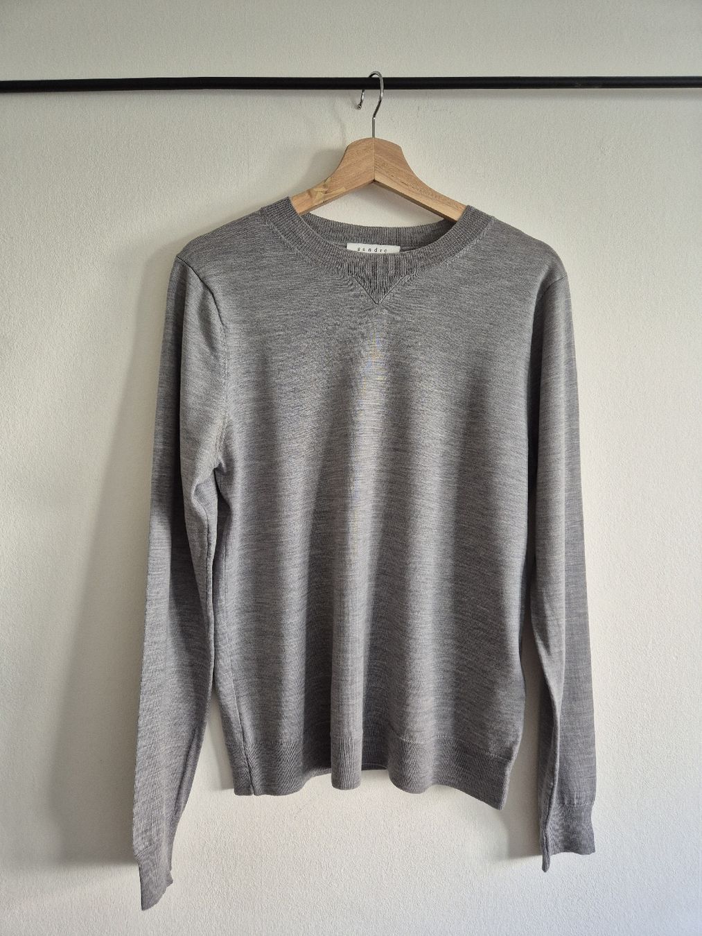 Sandro Maglioni & Felpe: Pull Sandro homme, Taille M, Gris Clair - laine mérinos – Usato da Lausanne venduto da DavidVL 1