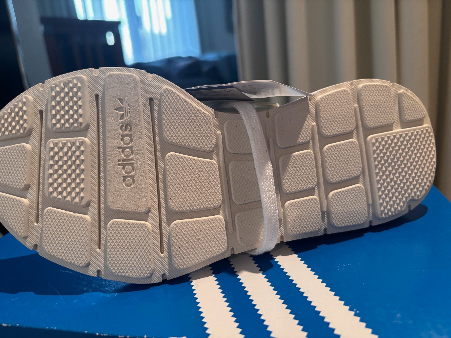 Adidas Scarpe da donna: Adidas Swift Run – Nuovo e nell'imballaggio originale da Birmensdorf ZH venduto da CAS-ZRH 5