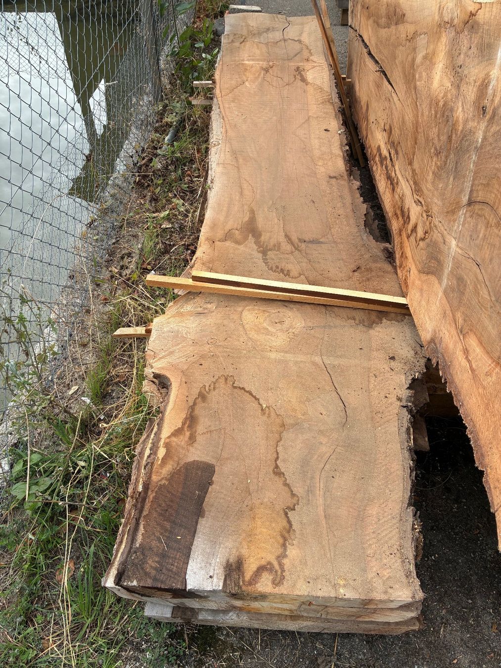 Articles en bois: 3 Nussbaumbretter 60 mm – Neuf (Voir description) à Gümligen par Roe22 1